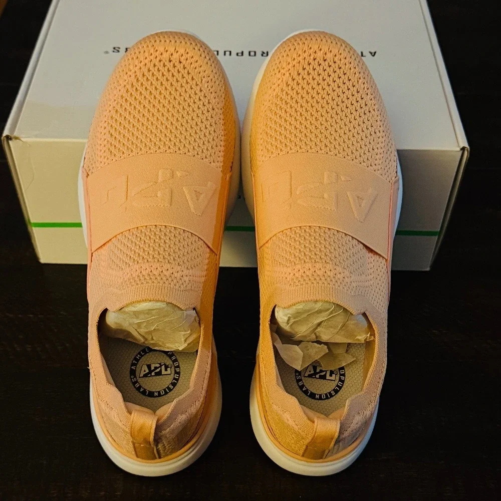 NIB APL TechLoom Bliss Sneakers | Size 7.5 - Blush/Osiana‎ Rose/White - Picture 3 of 6